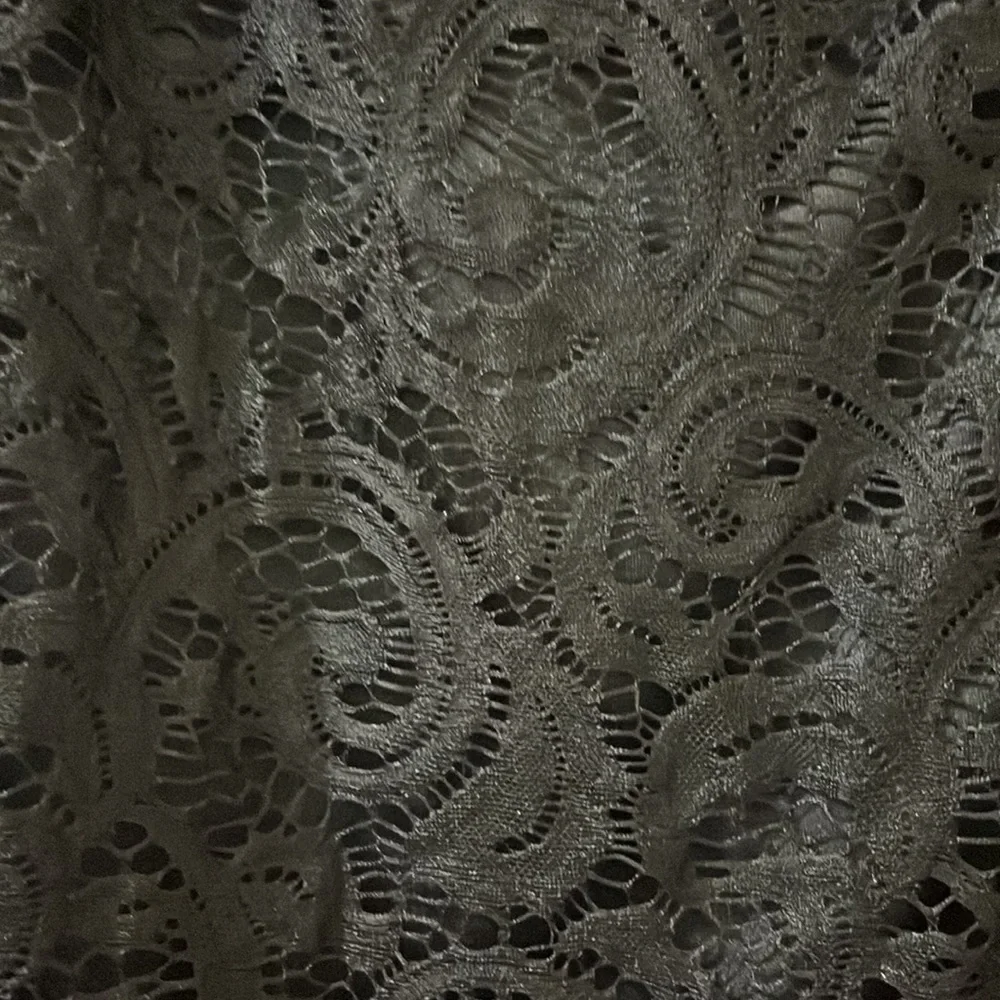 Short black Lace Skirt - Picture 2 of 2